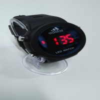 1 Piece of black color for men watch the new LED