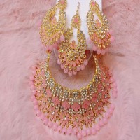 New Neckless for Women International Grated in Indian Gold Plated Thai stone Jewellery Necklace Set Traditional Gold Plated Wedding Choker Necklace Earrings And Tikli Jewellery Set traditional